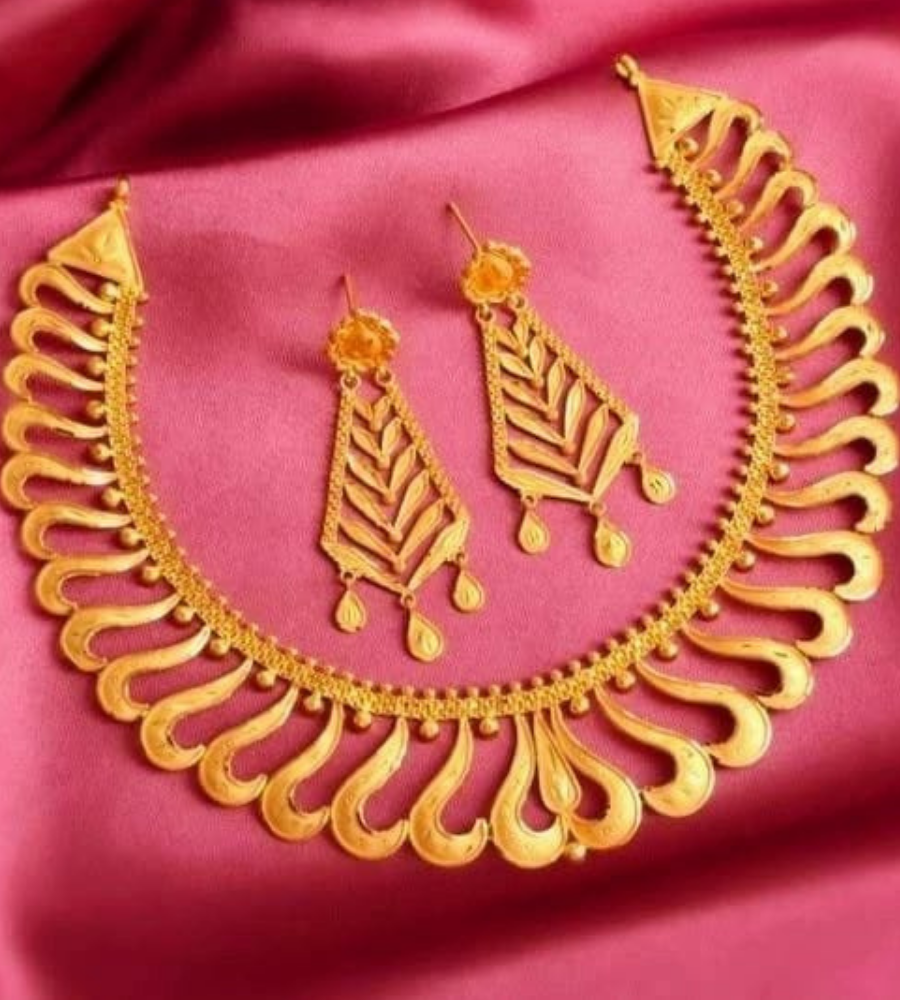 Gold-Necklace-Set
