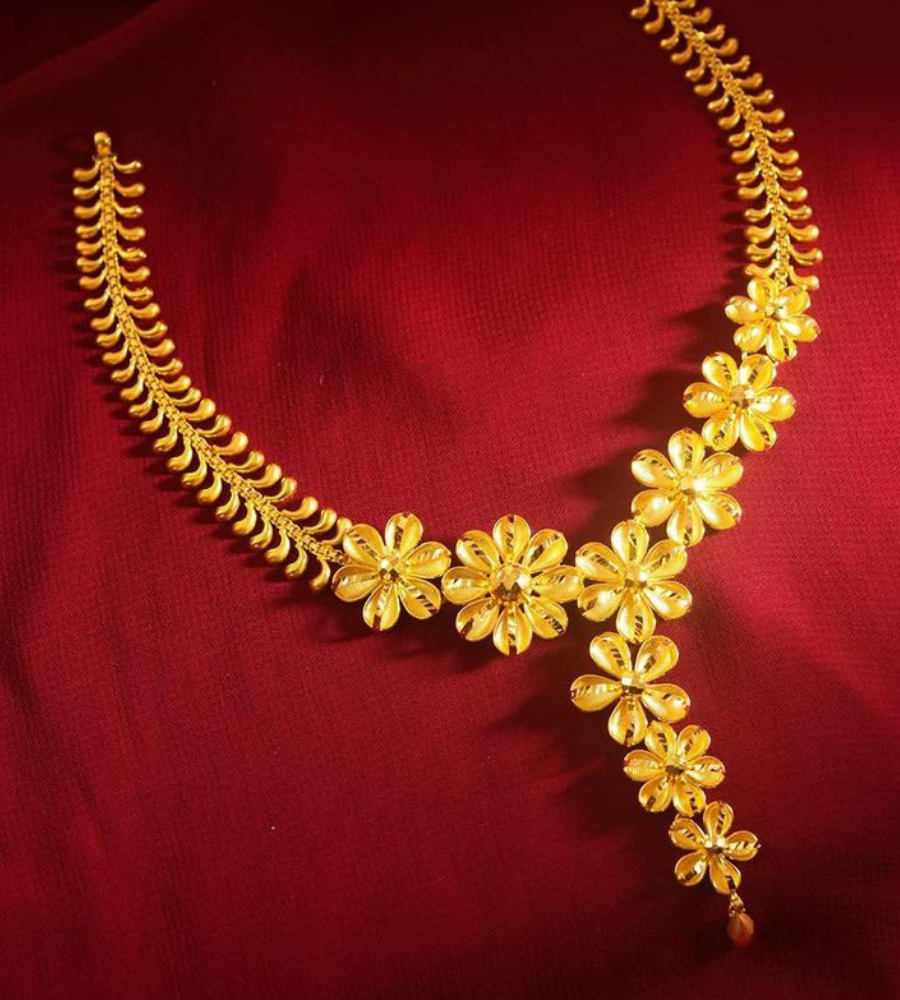 Gold-Necklace
